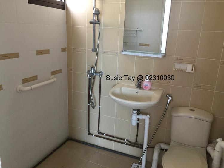Blk 215 Lorong 8 Toa Payoh (Toa Payoh), HDB 5 Rooms #148971862